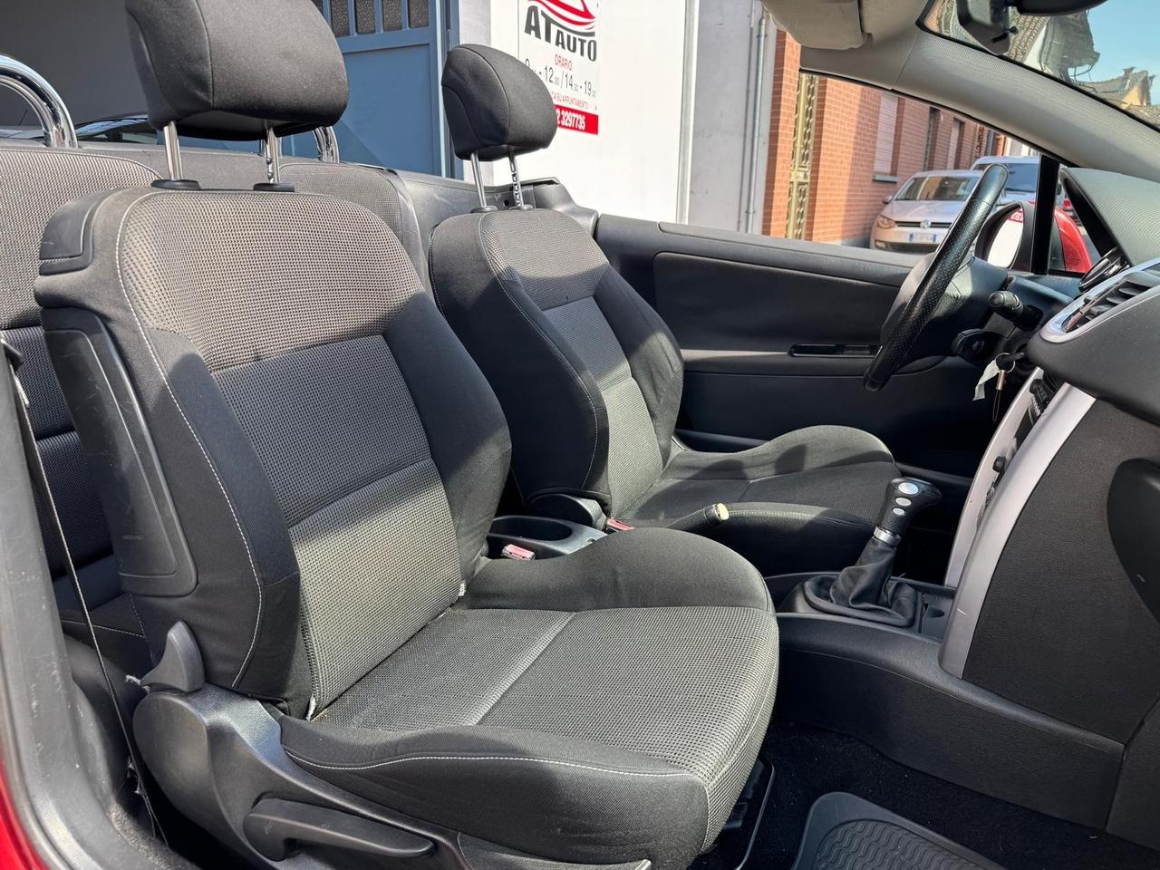 Peugeot 207 1.6 HDi 110CV CC