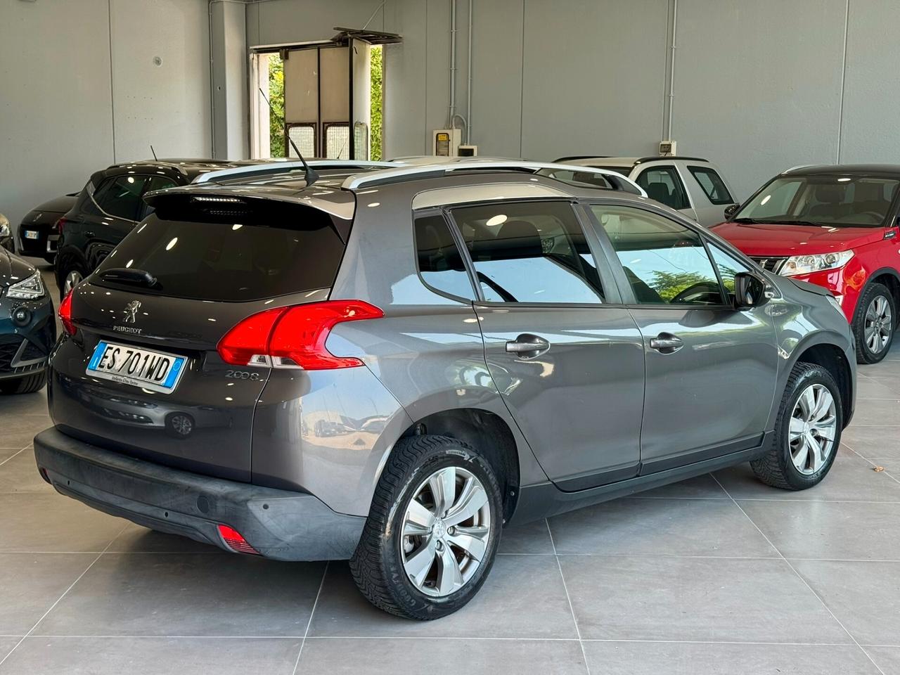 Peugeot 2008 1.2 VTi 82CV Allure