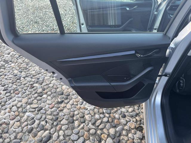 SKODA Octavia 2.0 TDI EVO SCR DSG Wagon Executive