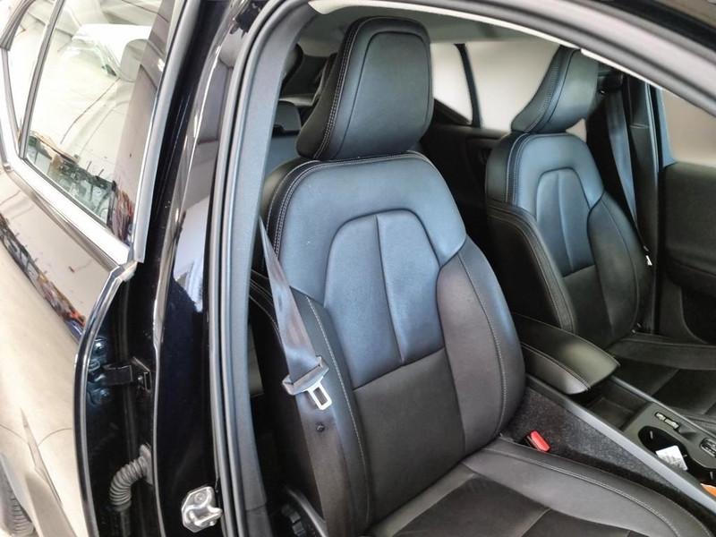 VOLVO XC40 T5 Plug-in Hybrid auto Recharge Inscription Expression