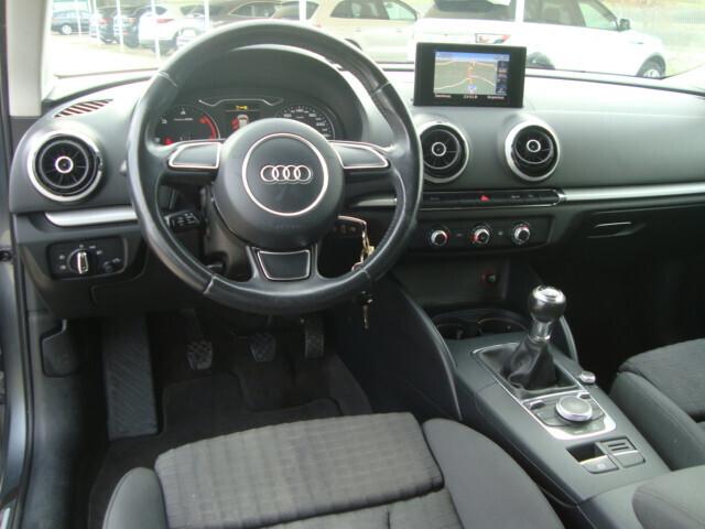 Audi A3 SPB 1.6 TDI 105 CV (ADATTA PER NEOPATENTATI)