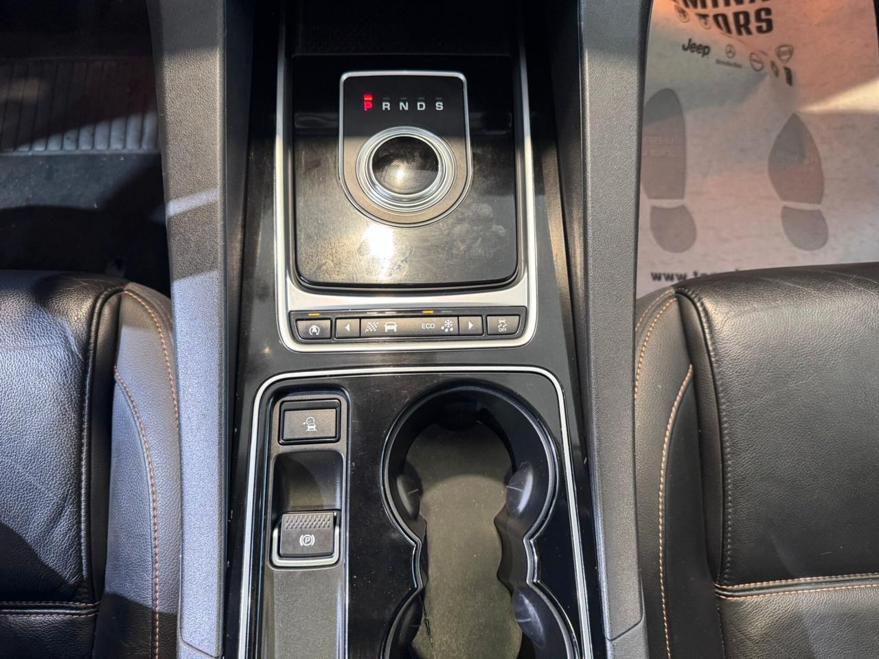 Jaguar F-Pace 2.0 D 180 CV AWD aut. Pure