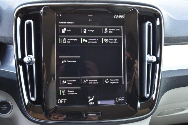 VOLVO XC40 T4 Recharge Plug-in Hybrid Inscription Expression