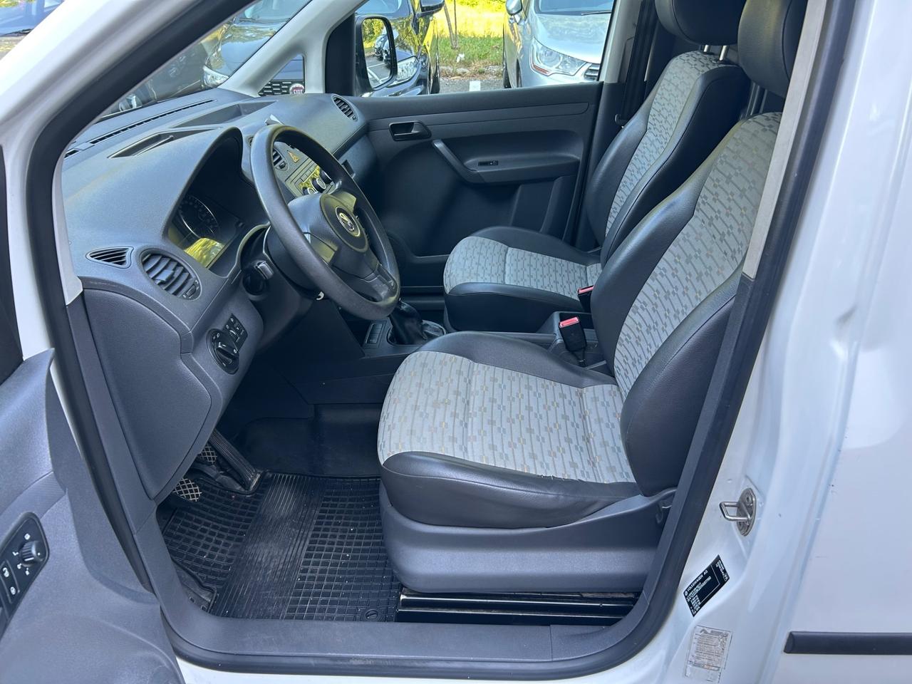 Volkswagen Caddy 1.6 TDI 102 CV 4p.( AUTO CARRO )