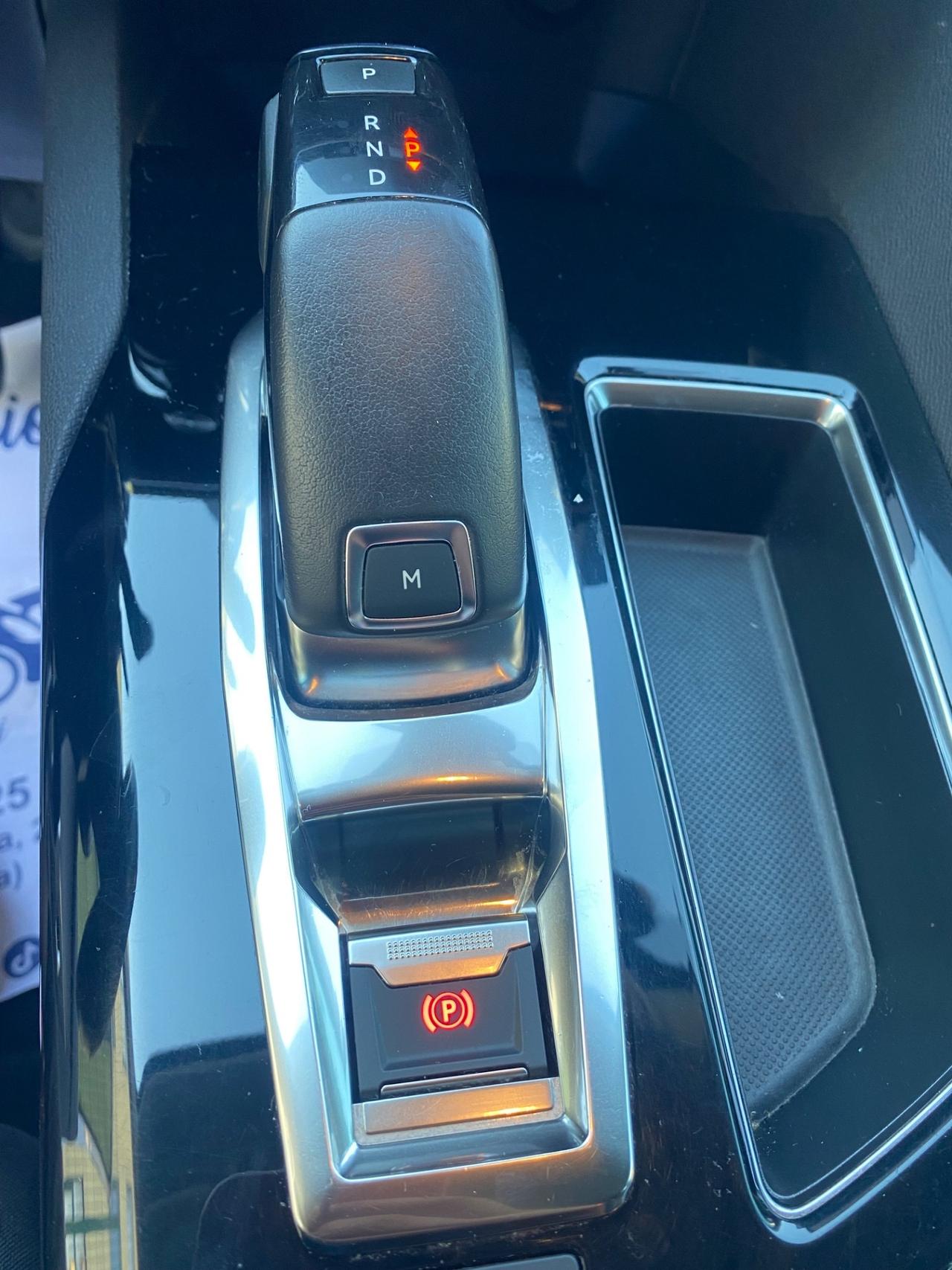 Peugeot 3008 HDI 2020 Full Navi Automatico F1