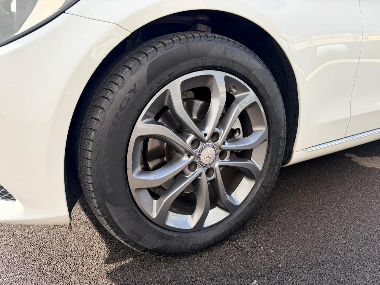 Mercedes-benz C 220d Automatic Exclusive