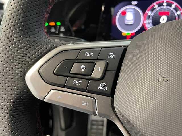 Volkswagen Golf GTI Mark 8 Facelift (2024) 2.0TSI 265CV DSG - IVA ESPOSTA