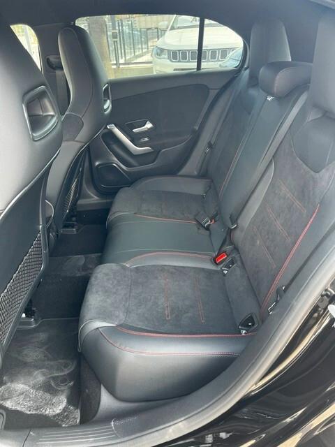 Mercedes-benz A 180 d Automatic AMG Line Premium
