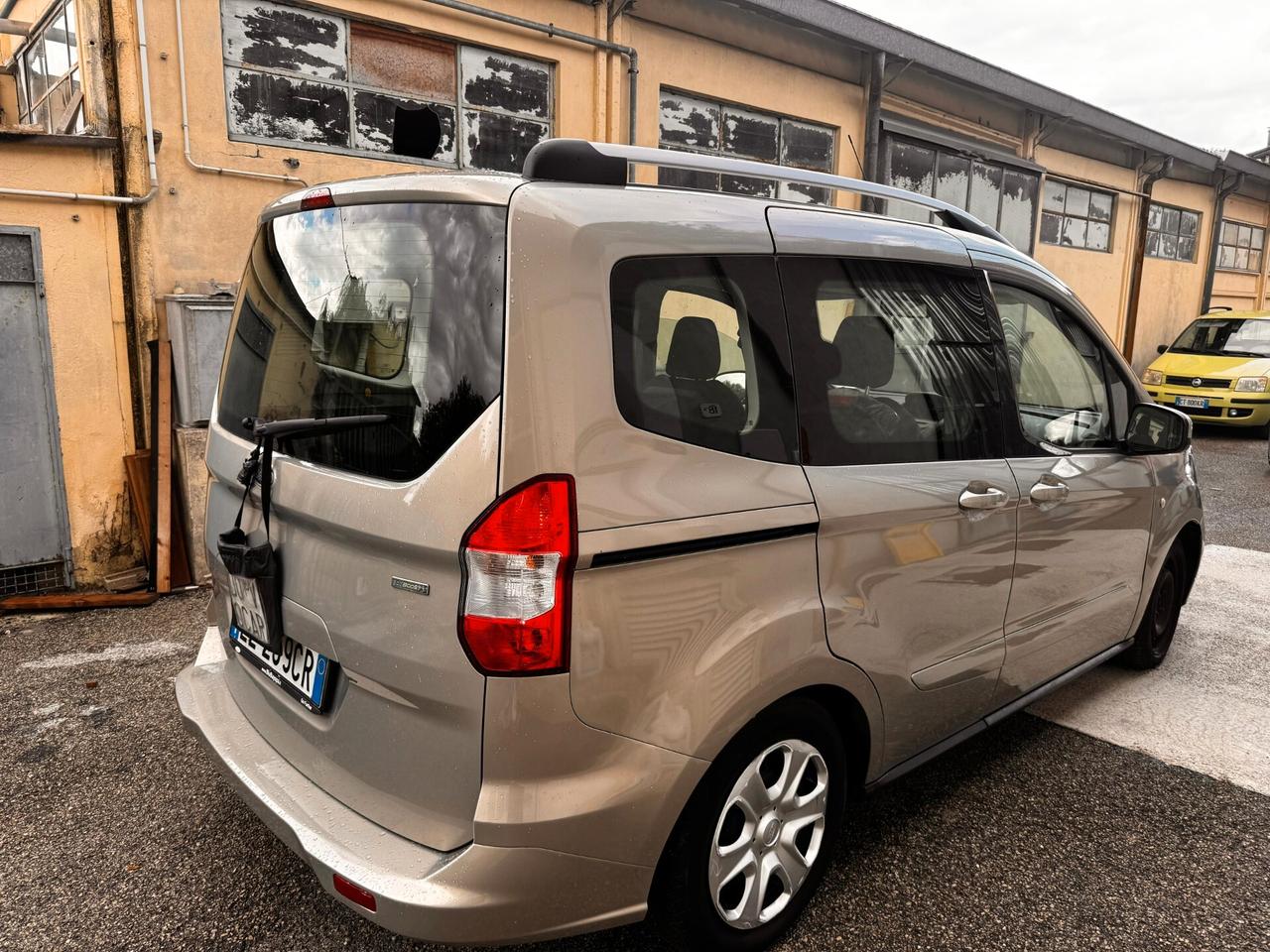 Ford Tourneo Courier 1.0 EcoBoost 100 CV Plus