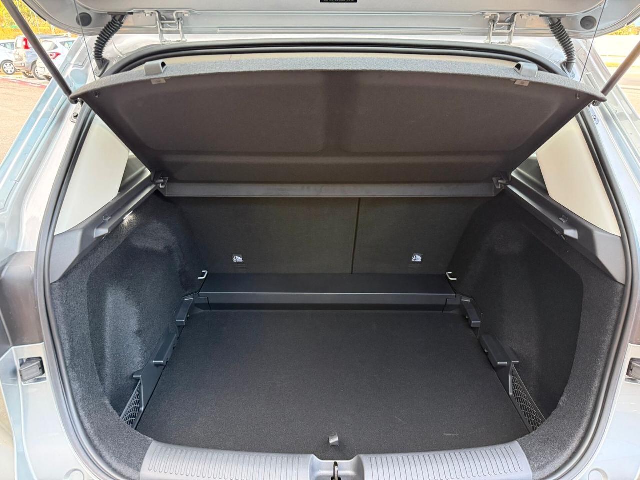 MG ZS 1,5 BZ 115 CV LUXURY MAN MY24 5P