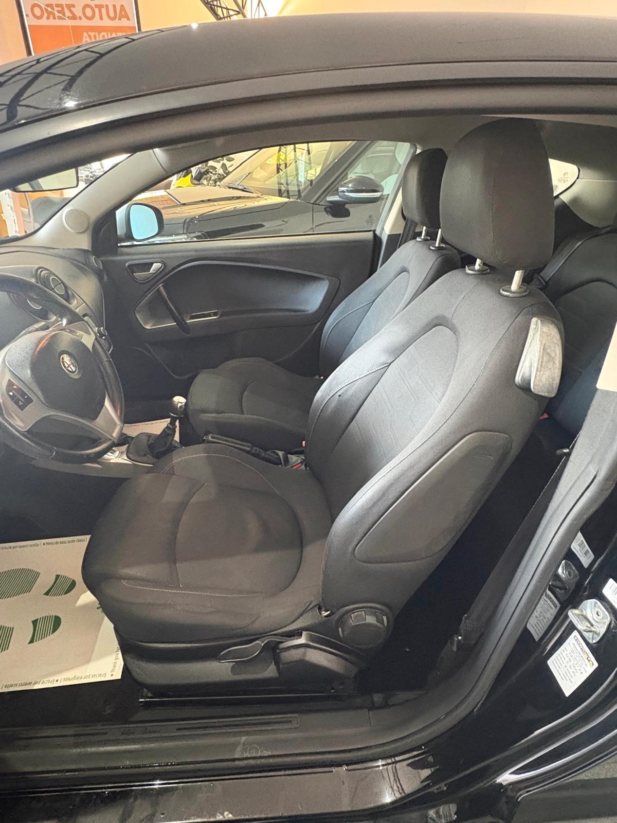 Alfa Romeo MiTo 1.3 JTDm 85 CV S&S Distinctive