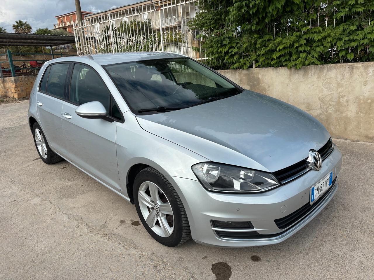 Volkswagen Golf 1.6 TDI 105 Cv 5p. Highline BMT - 2014