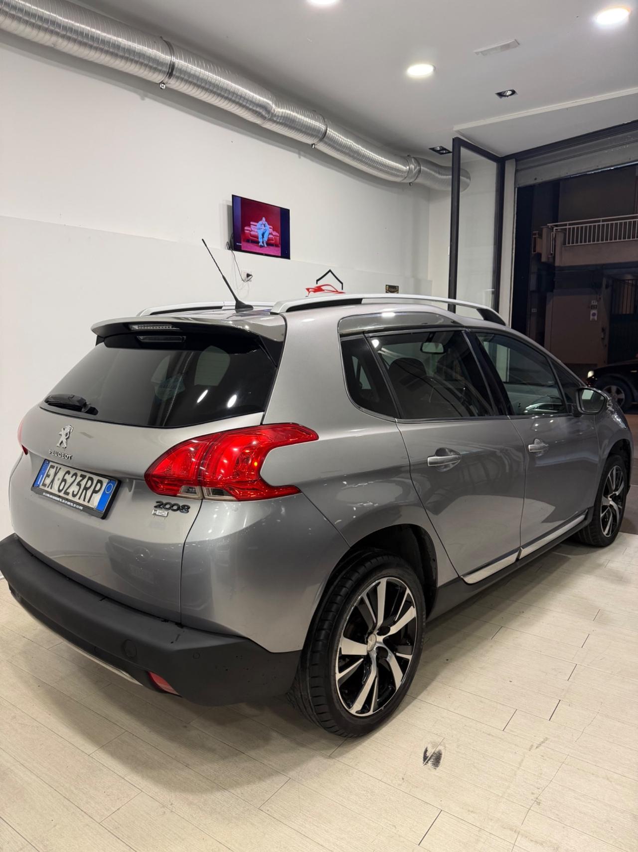 Peugeot 2008 1.6 e-HDi 115 CV Stop&Start Allure