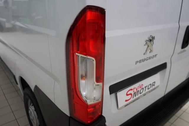 PEUGEOT Boxer 335 2.2 BlueHDi 140 L3H2 PREMIUM UNIPROP
