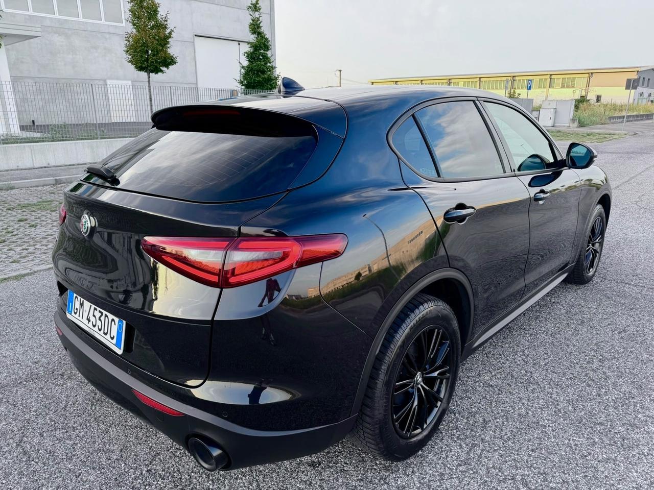 Alfa Romeo Stelvio 2.2 Turbodiesel 190 CV AT8 Q4 Sprint TotalBlack
