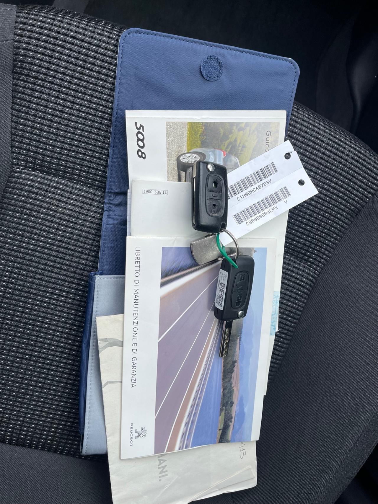 Peugeot 5008 1.6 HDi 112CV Business