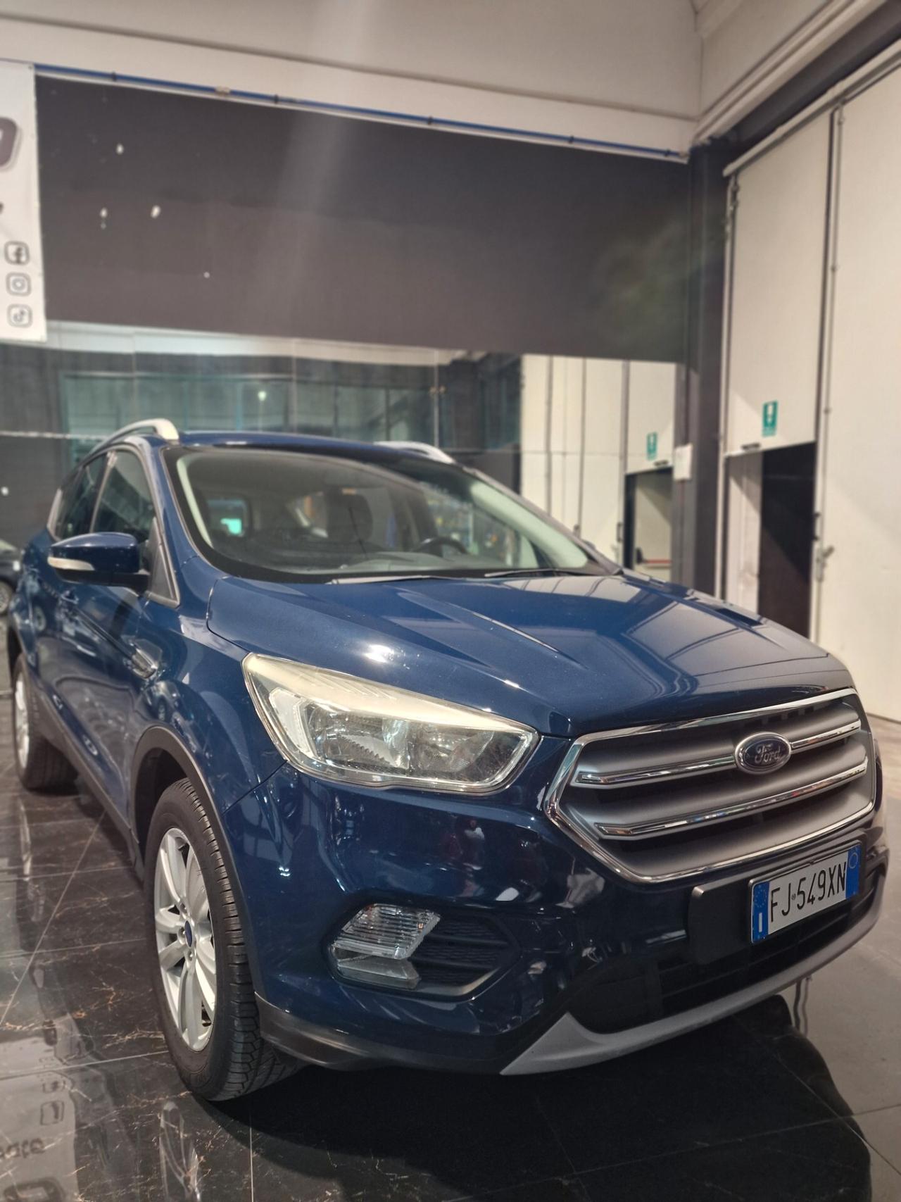 Ford Kuga 1.5 TDCI 120 CV S&S 2WD ST-Line Business