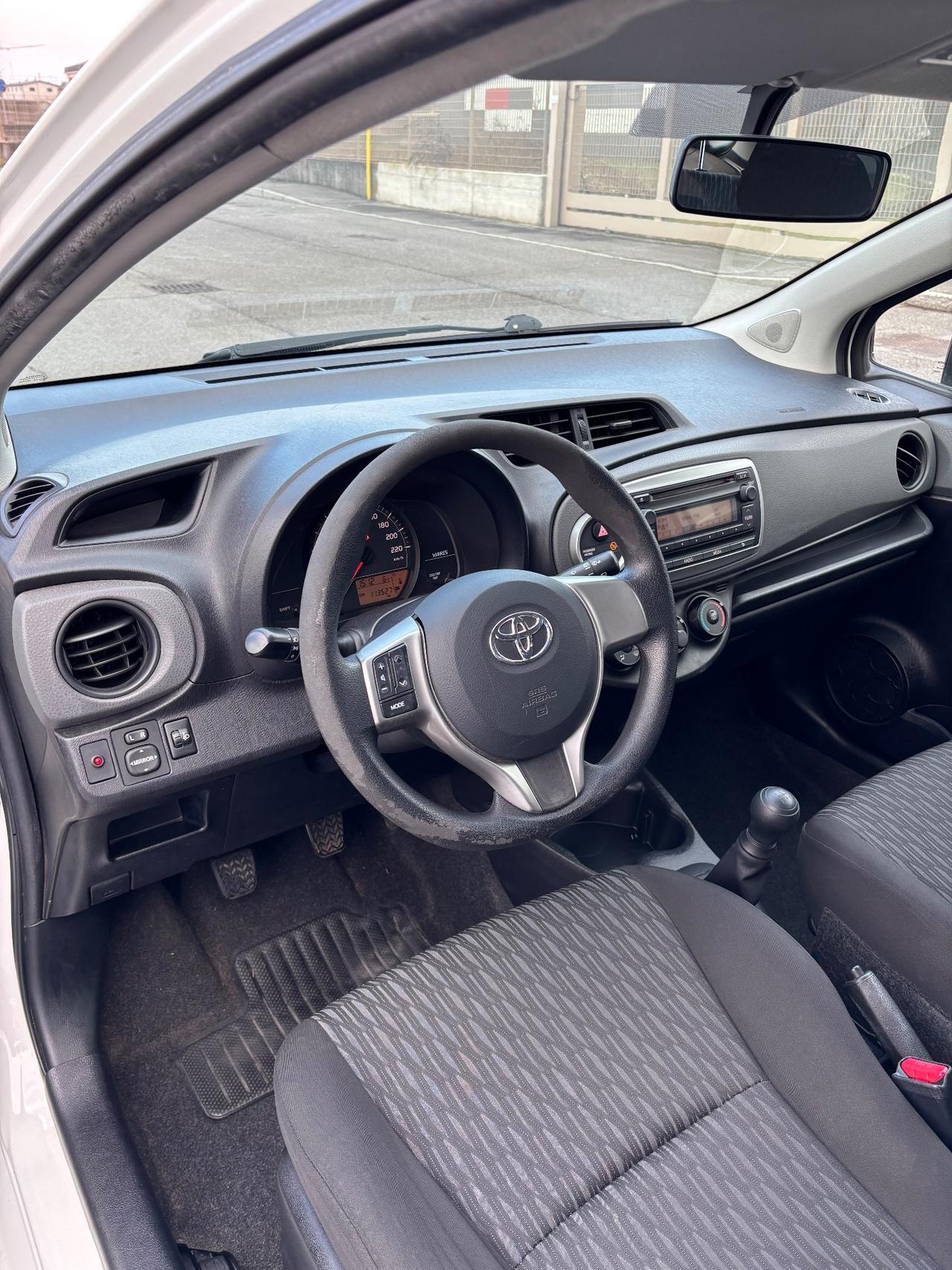 Toyota Yaris 1.0 5 porte GARANZIA TOYOTA