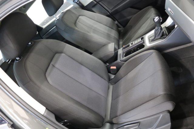 AUDI Q3 2.0 TDI 150 CV S tronic Business