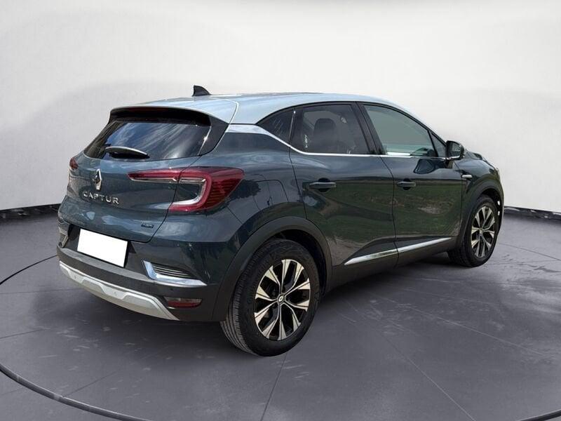 Renault Captur E-Tech hybrid 1.6 E-TECH HEV 145 TECHNO AUTO