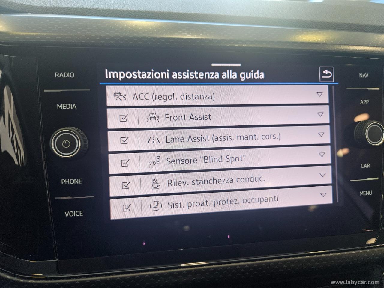 VOLKSWAGEN T-Cross 1.0 TSI Life