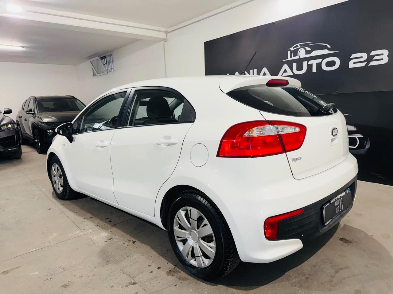 Kia RIO 1.1 75 CV CRDI COOL*5 PORTE*t*neopatentati*