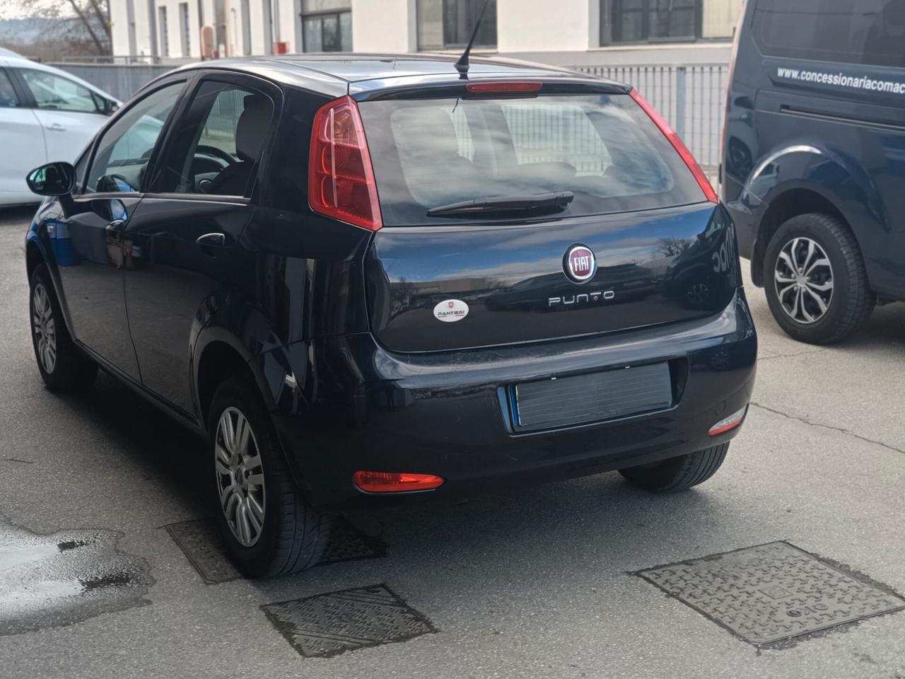 Fiat Punto 1.4 8V 5 porte Natural Power Street