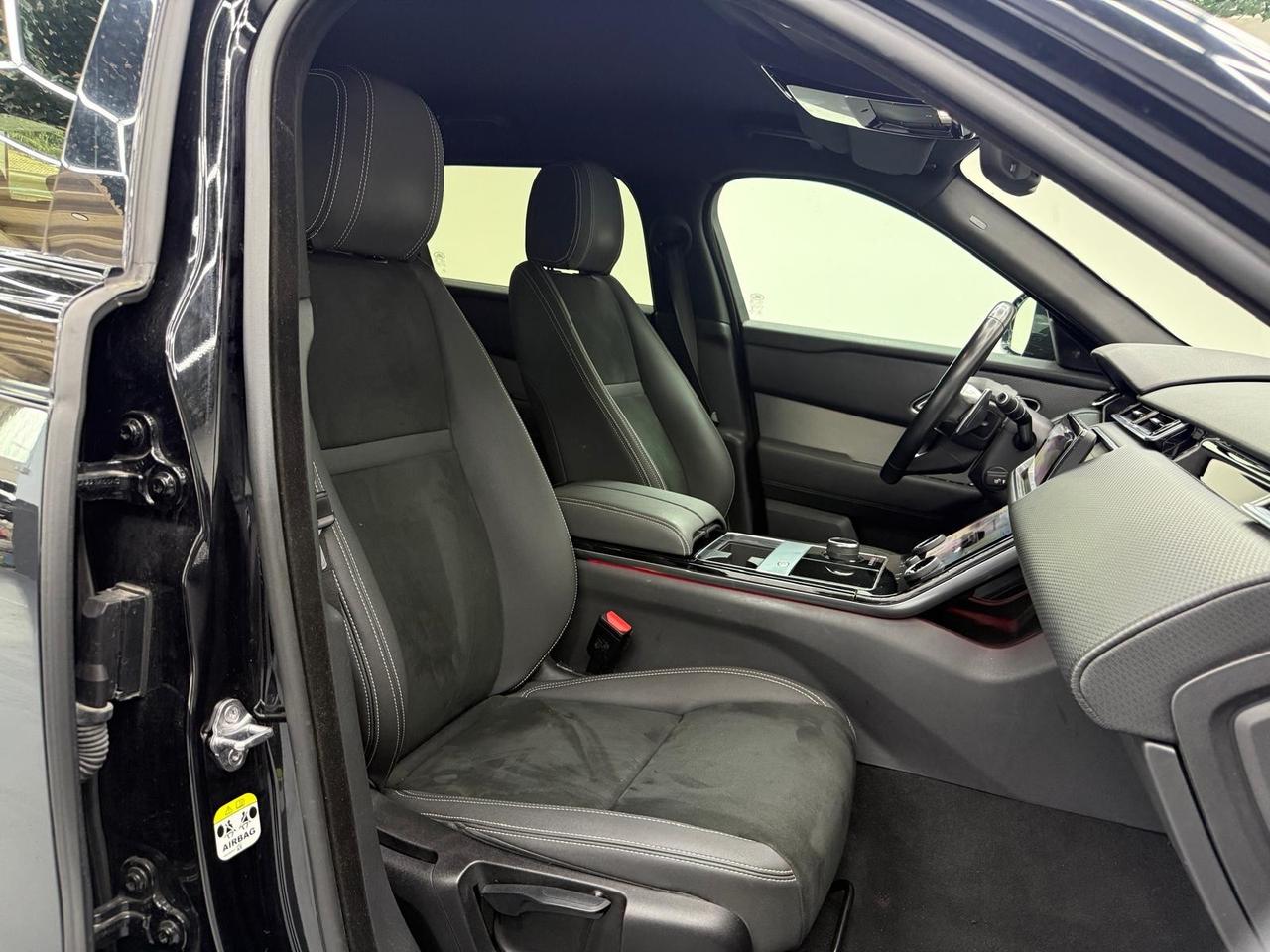Land Rover Range Velar 2.0D I4 180 CV R-Dynamic