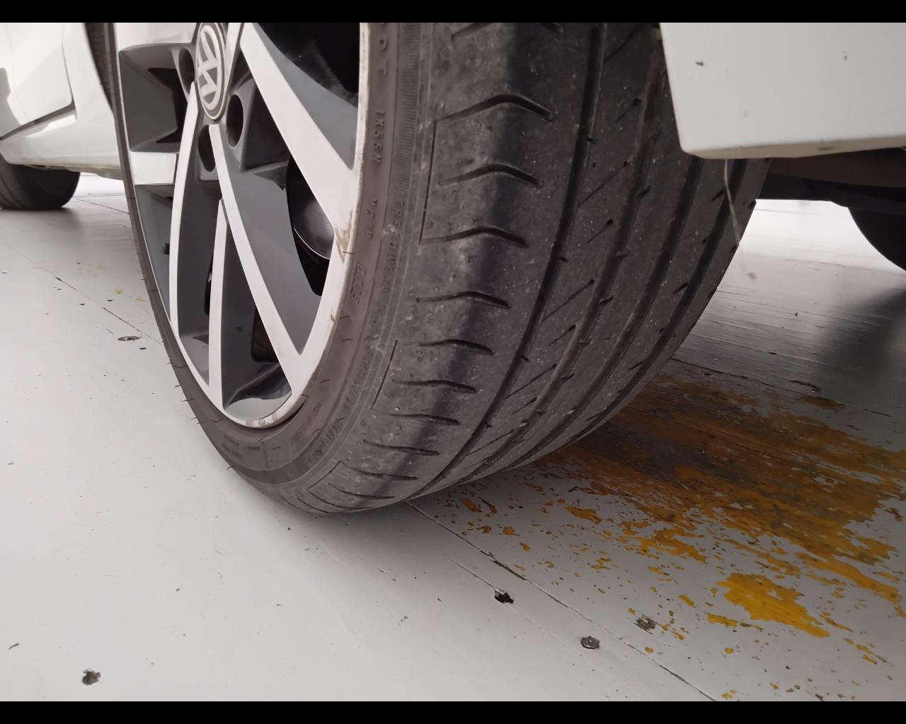 VOLKSWAGEN Golf VII 2017 5p - Golf 5p 1.6 tdi Executive 115cv dsg