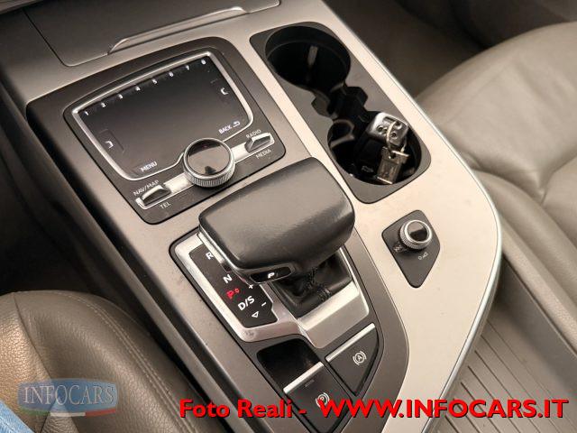 AUDI Q7 3.0 TDI 218CV Quattro tiptronic 7 POSTI