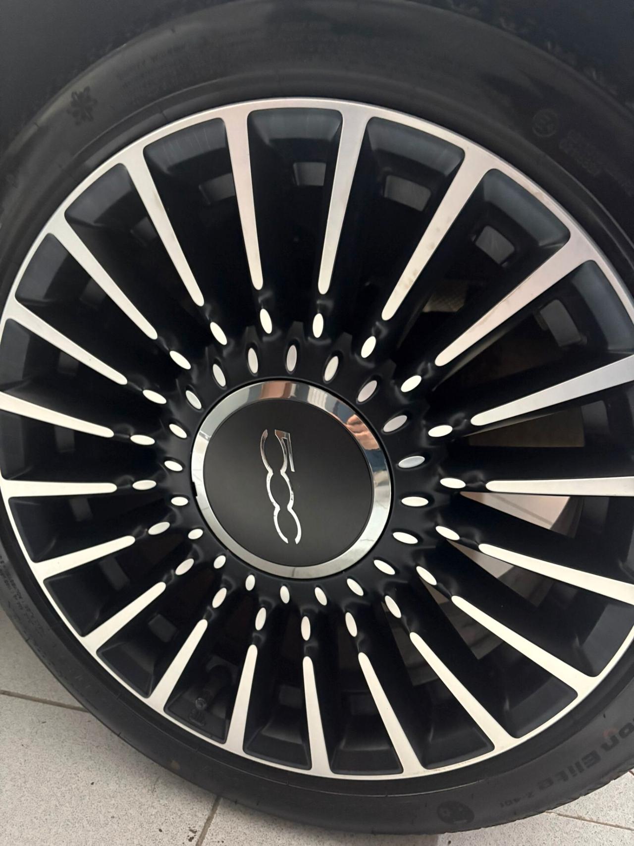 Fiat 500 1.2 Lounge(Tetto Panoramico e clima automatico)