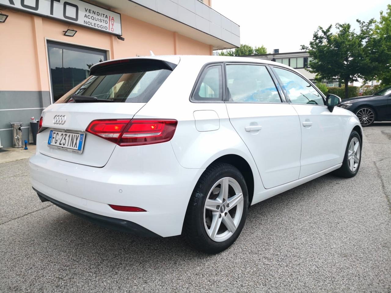 Audi A3 SPB 2.0 TDI 150CV S tronic ***AUT***NAVI***LED***