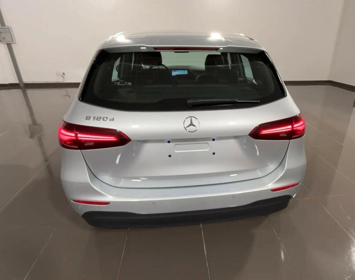 Mercedes-benz Classe B 180d Automatica NEW