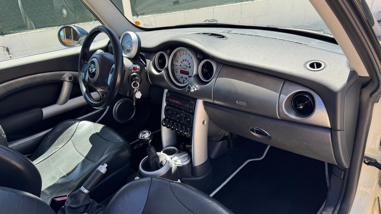 Mini Mini 1.6 16V Cooper