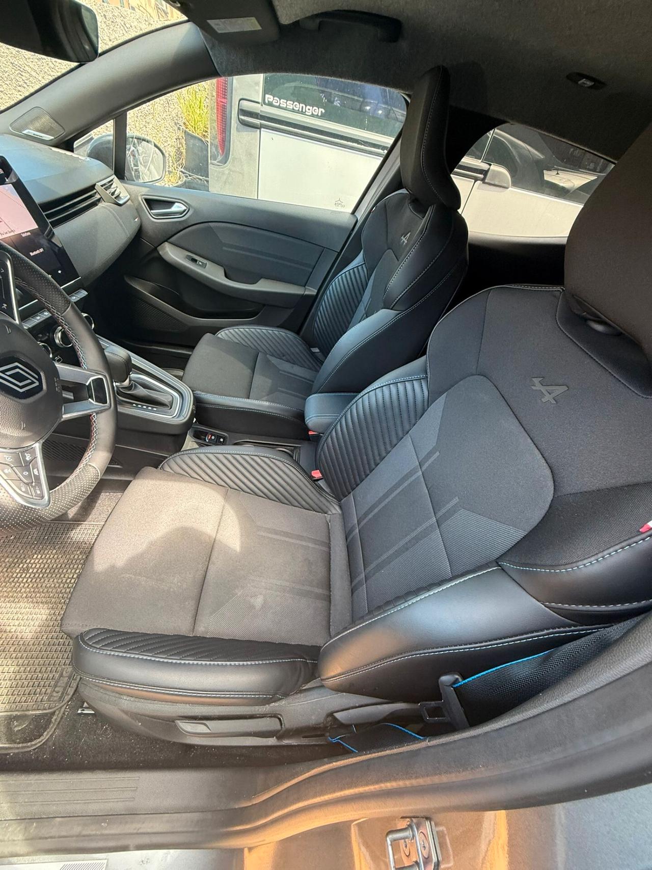 Renault Clio Full Hybrid E-Tech 145 CV 5 porte Equilibre