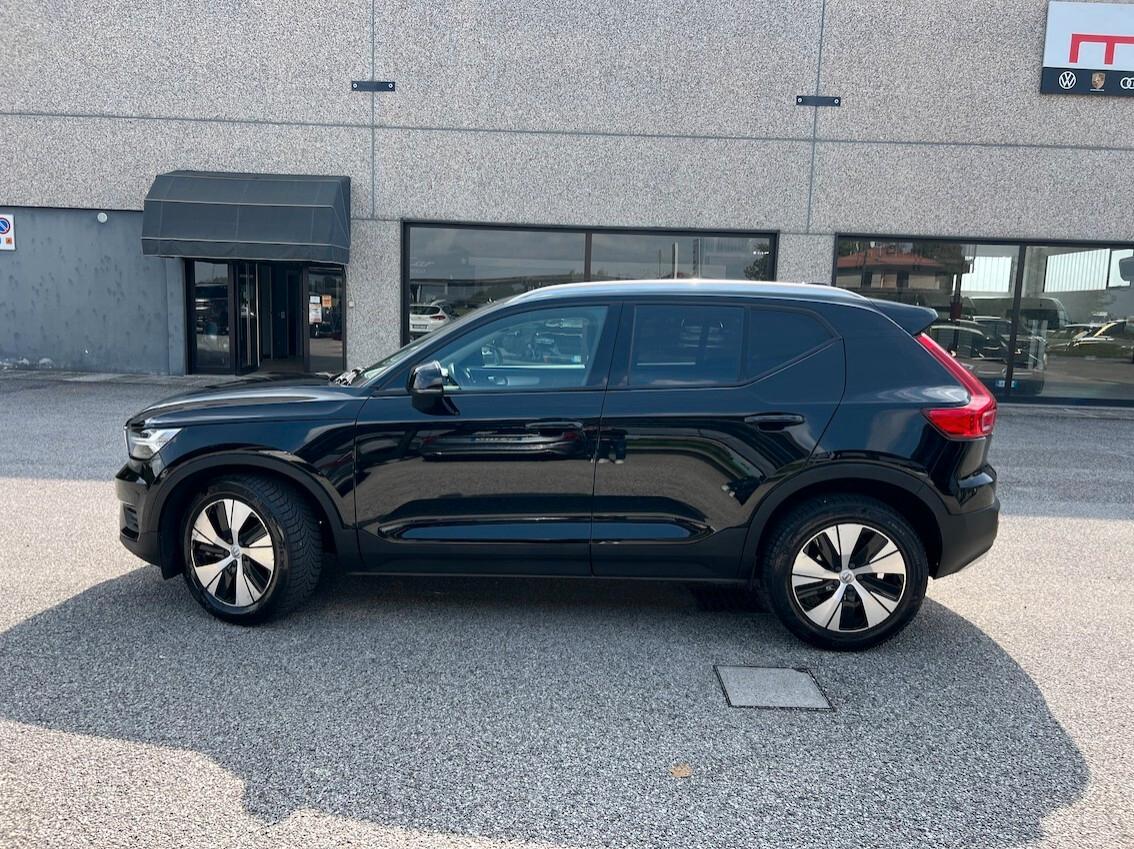 Volvo XC40 1.5 t2 Momentum Pro auto NAVI PELLE FARI LED FULL