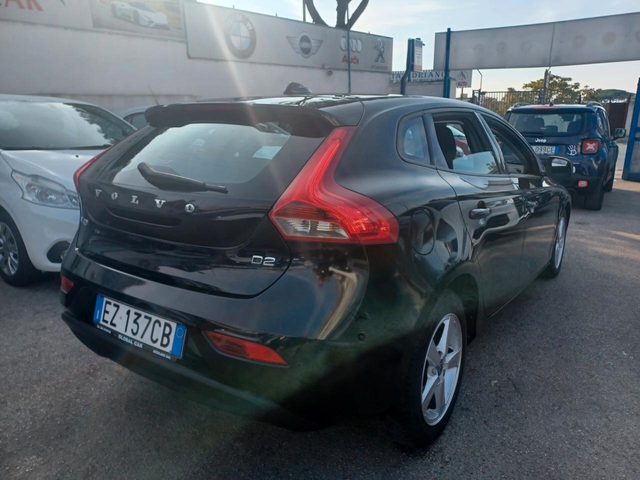 Volvo V40 D2 1.6 Momentum 2015 UNICO PROPRIETARIO