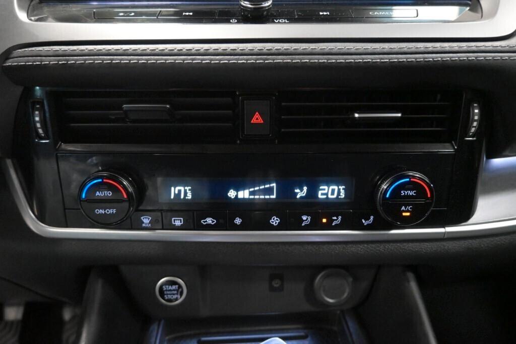 NISSAN QASHQAI 1.3 140CV MHEV 6M. N-CONNECTA ( ADAPTIVE CRUISE - NAVI - COCKPIT - FARI LED - MIRROR - PDC - TELECAMERA 360 - AMBIENT LIGHTS )