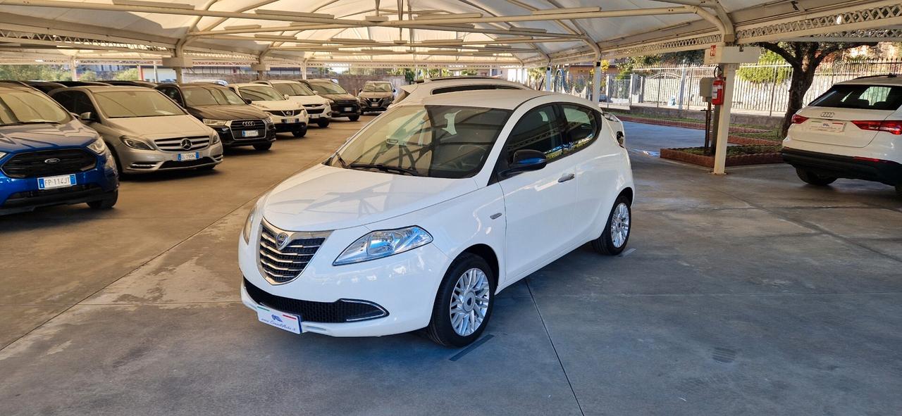 Lancia Ypsilon 1.3 Mjt 95cv 5 porte Platinum