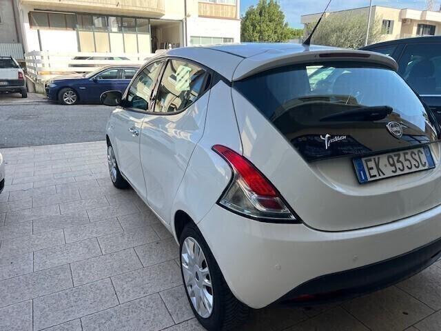 Lancia Ypsilon 1.3 MJT 16V 95 CV 5 porte S&S Plati