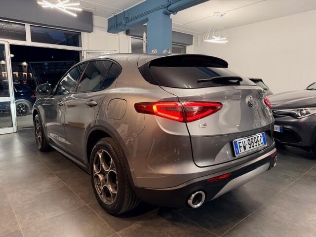Alfa Romeo Stelvio 2.2 Turbodiesel 210 CV AT8 Q4 Executive 2019