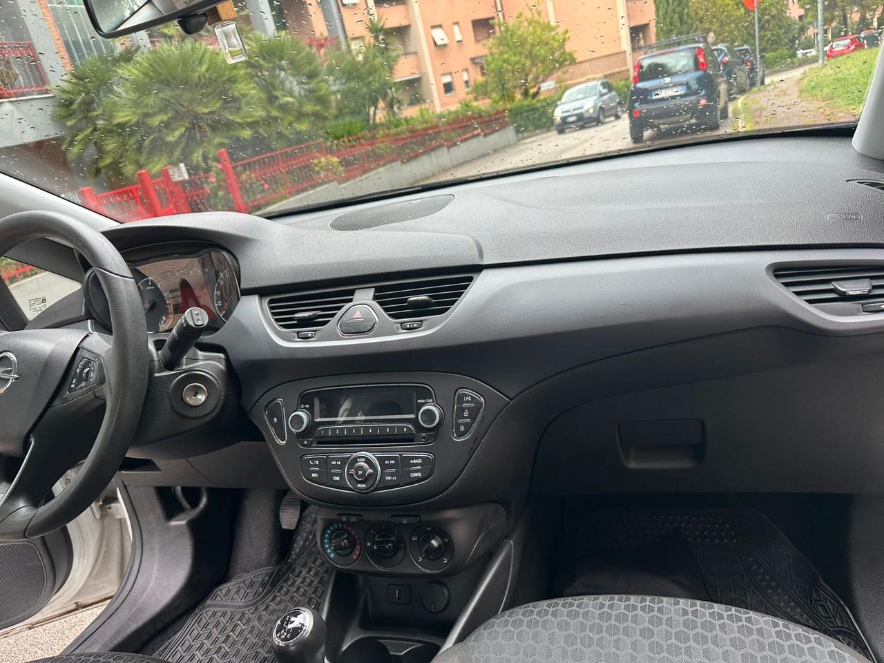 OPEL CORSA 1,4 GPL-UNICA PROPR-3 REVISIONI-EURO 6