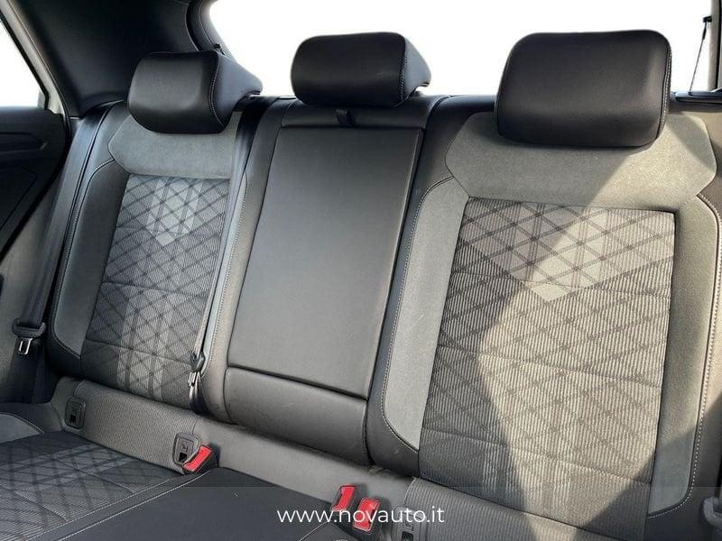 Volkswagen T-Roc 2.0 TDI SCR R-Line DSG 4MOTION