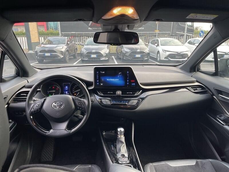 Toyota C-HR 1.8 Hybrid E-CVT Trend