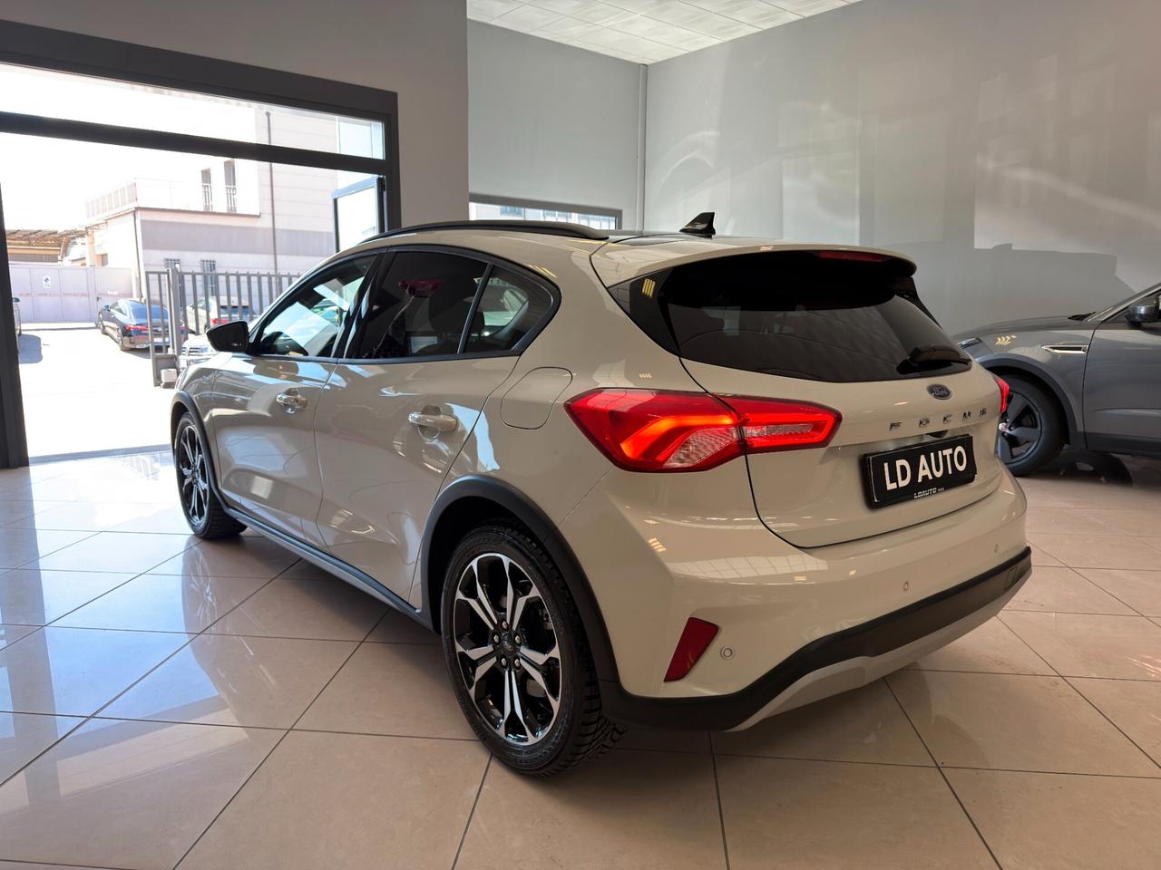 Ford Focus 1.0 EcoBoost 125 CV automatico 5p. Active Co-Pilot
