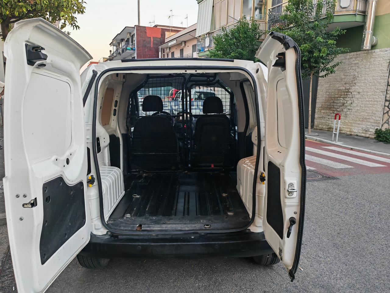FIAT FIORINO 1.3 MULTIJET CV95 KW70 CARGO ADVENTURE SX