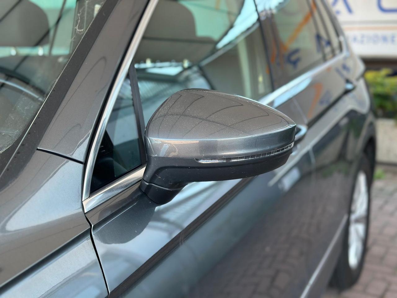 Volkswagen Tiguan Business 2.0 TDI #7045