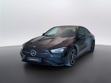 Mercedes-Benz CLA Coupe - C118 2023 - CLA Coupe 200 d AMG Line Premium Plus auto