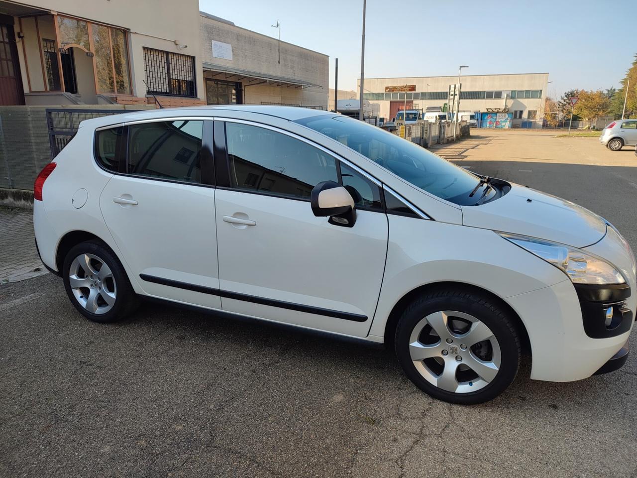 PEUGEOT 3008 DEL 2011 DIESEL 2.0 110KW 150CAVALLI