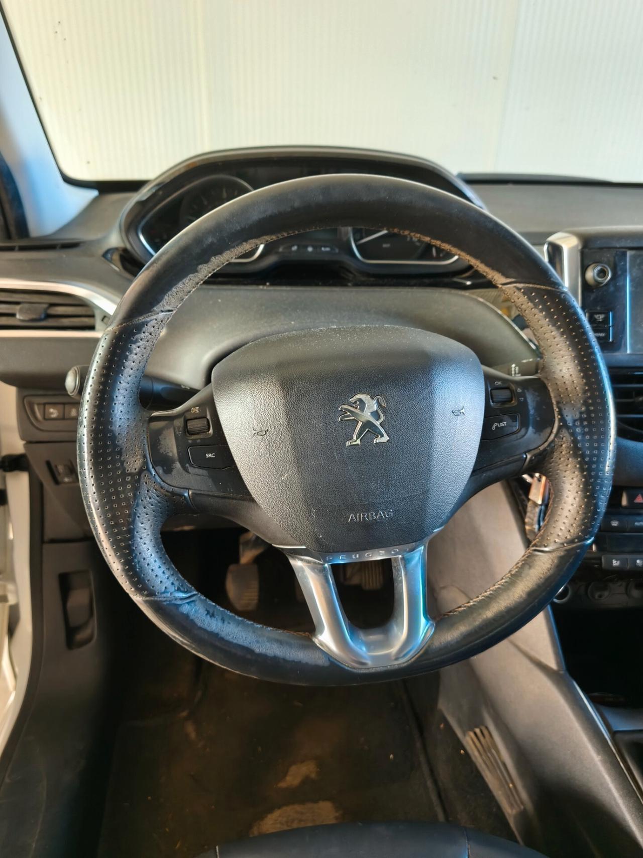 Peugeot 208 1.4 HDi 68 CV Allure